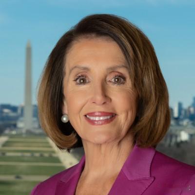 美国前众议长佩洛西今天专门发文，回应了白宫记者协会晚宴现场发生的这起骇人暴力事件
