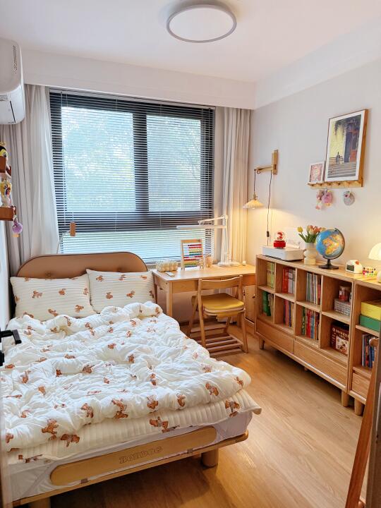 7m²小卧室，是女儿专属的学习小天地！