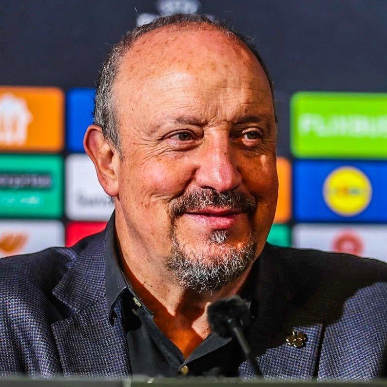 【贝大师强势回归】10月下旬，西班牙名帅贝尼特斯，正式出任希腊四大豪门之一帕纳辛