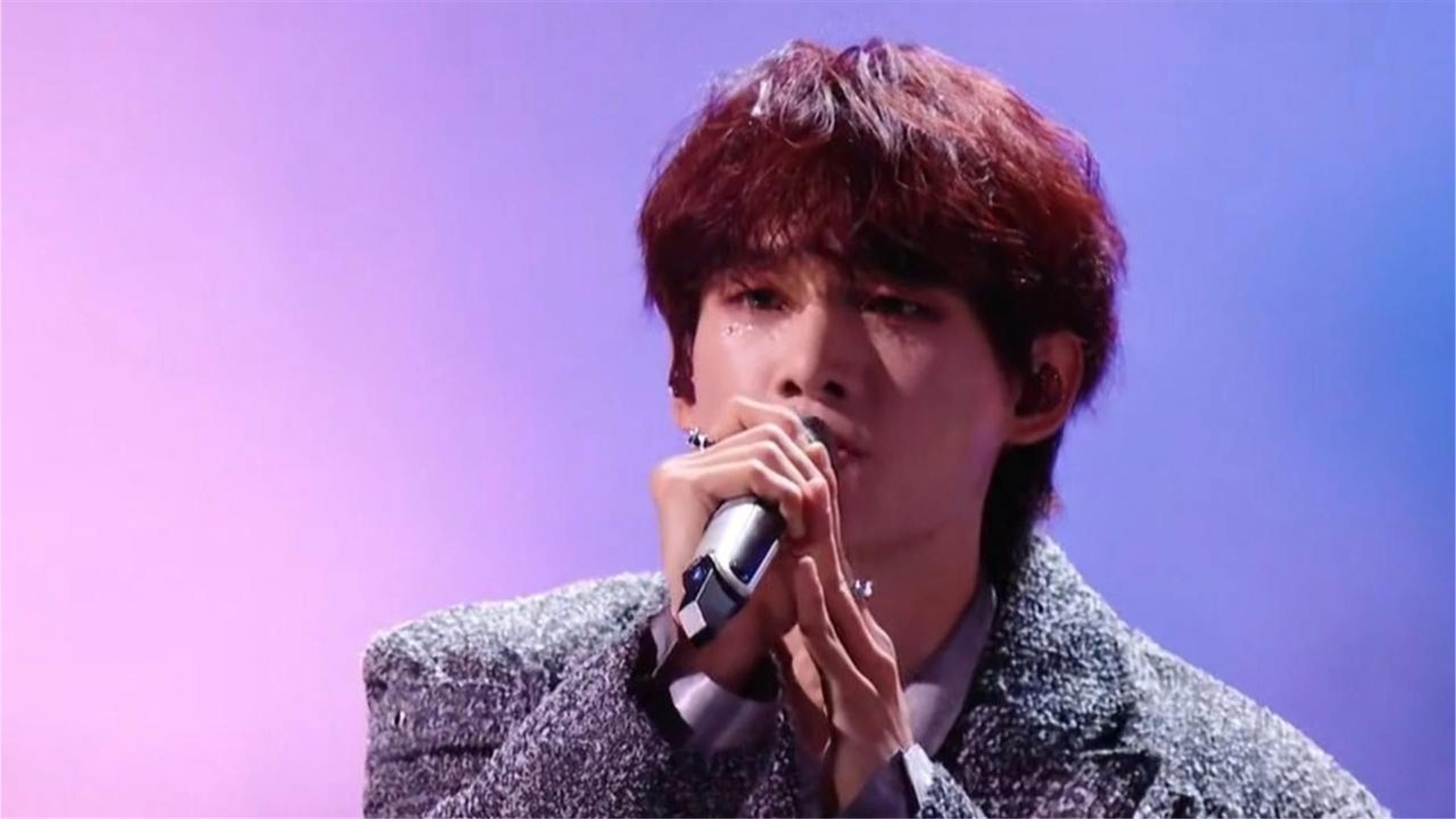姚琛秒变韩剧男主，深情演唱《消散对白》，让人眼前一亮