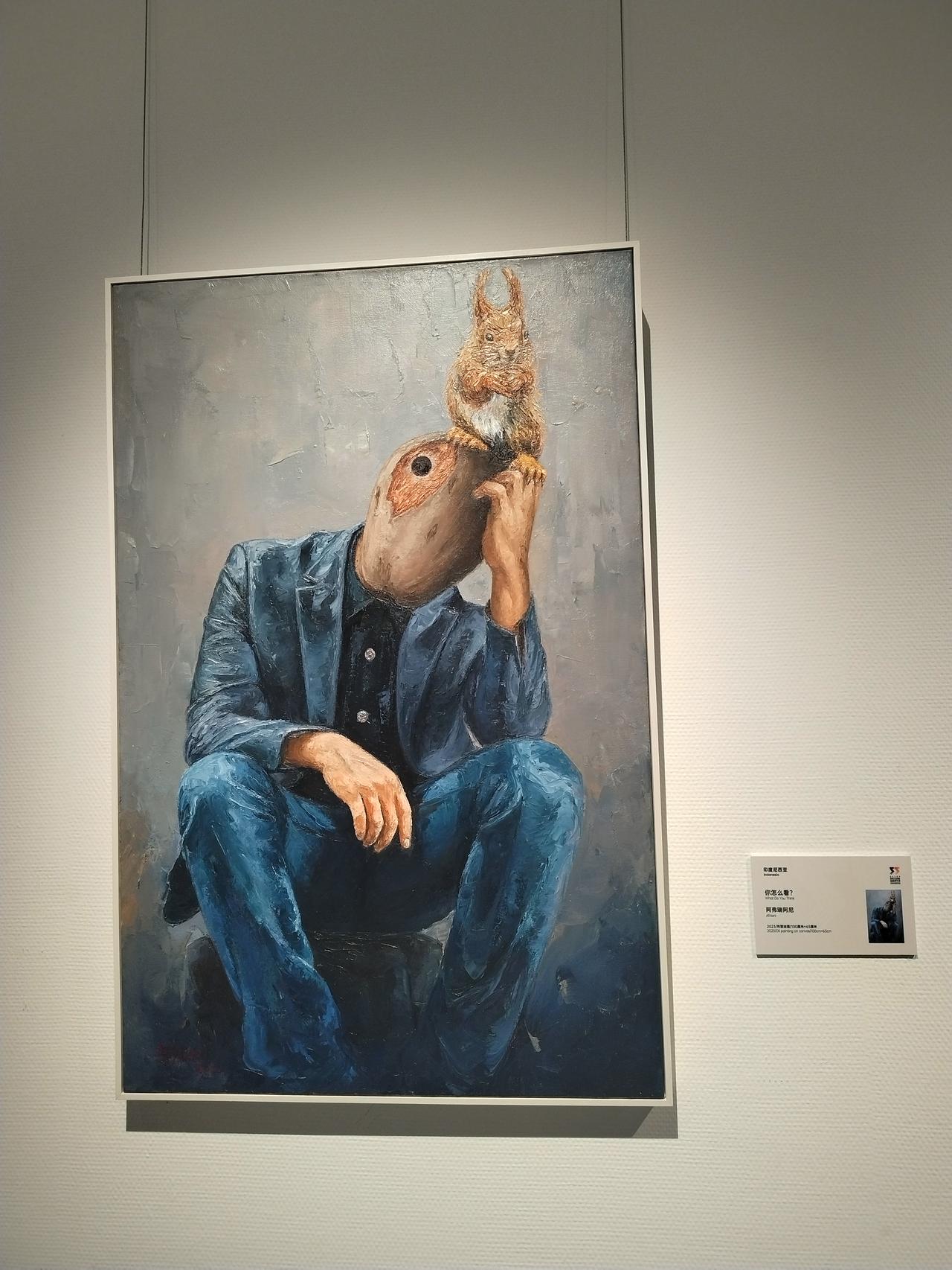 常常让人产生歧义的文字：
一是旺铺转让，
二是高价回收，
三是下周回国。
还有没