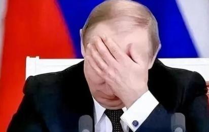 现在的俄罗斯大概率只剩下两条路了：要么低头，把吞进去的地全吐出来，赔到服气；要么