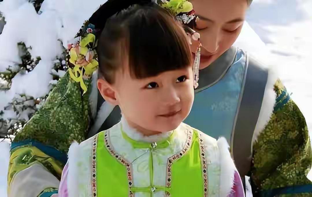清朝最传奇继后！6岁入宫伴读被乾隆看中，稳掌后宫54年
 

 
深宫向来是女子