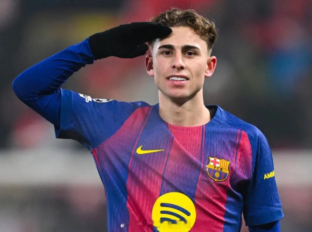 罗马诺消息，巴萨在努力引进天才新星加强B队的同时也在处理队内球员的续约问题，目前