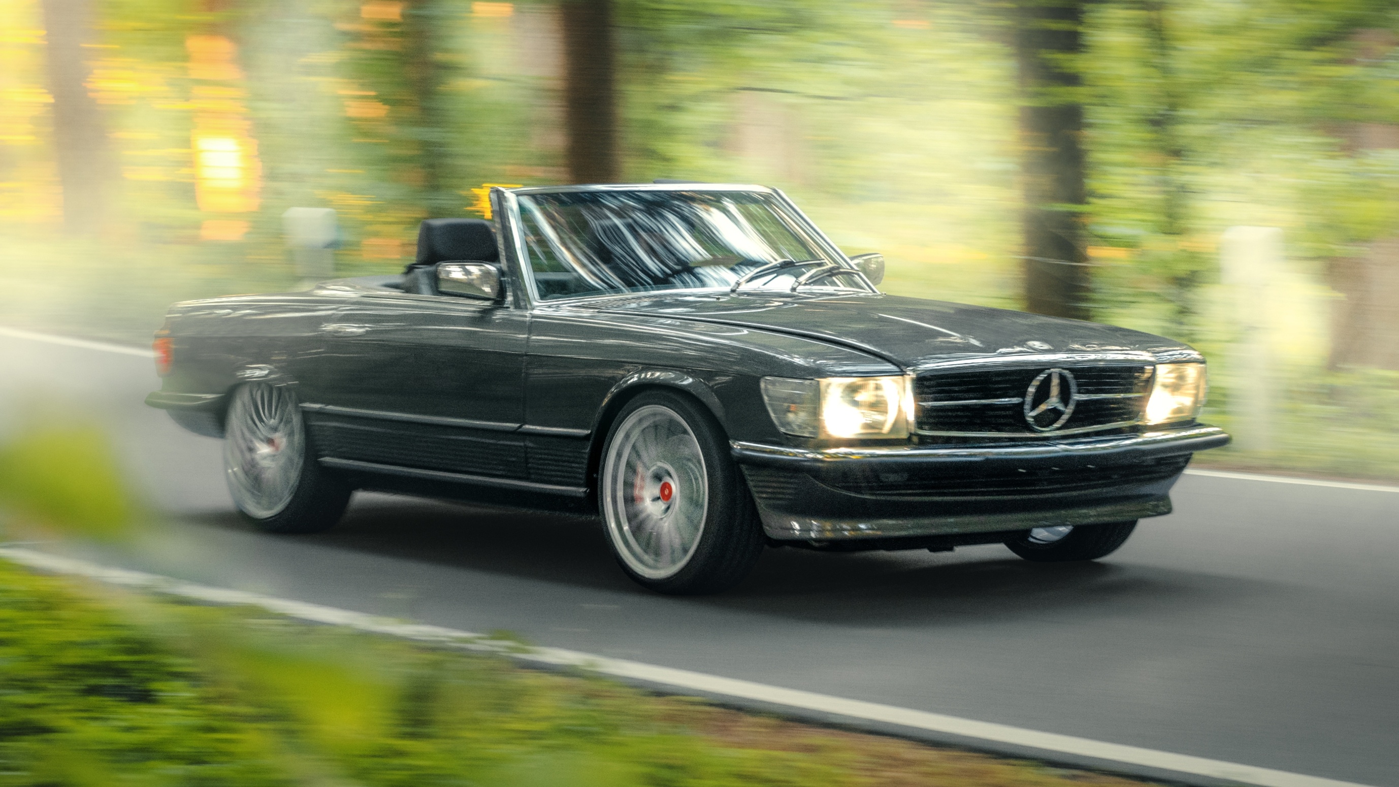 Pogea Classics Project R107（1979 Mercede