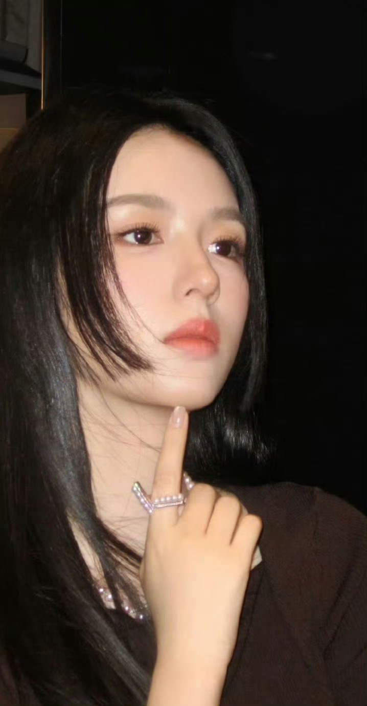 确认出席戛纳电影节的艺人 目前已确认出席戛纳电影节的艺人：张艺兴、周也、田栩宁、