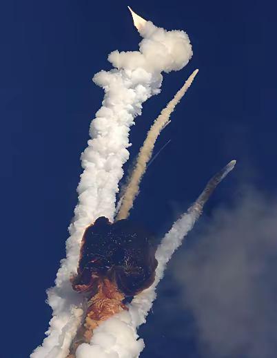 别被印度发射4吨多卫星的“纪录”唬住了，这技术压根算不上多牛，顶多算“勉强达标”