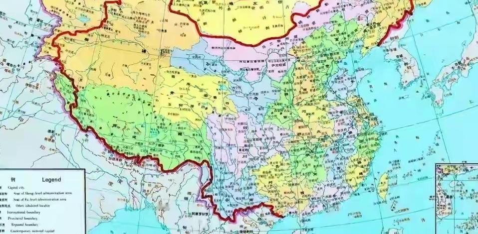 日本叫“法政大学”，中国叫“政法大学”，这并非一成不变，而是两国在特定历史时期做