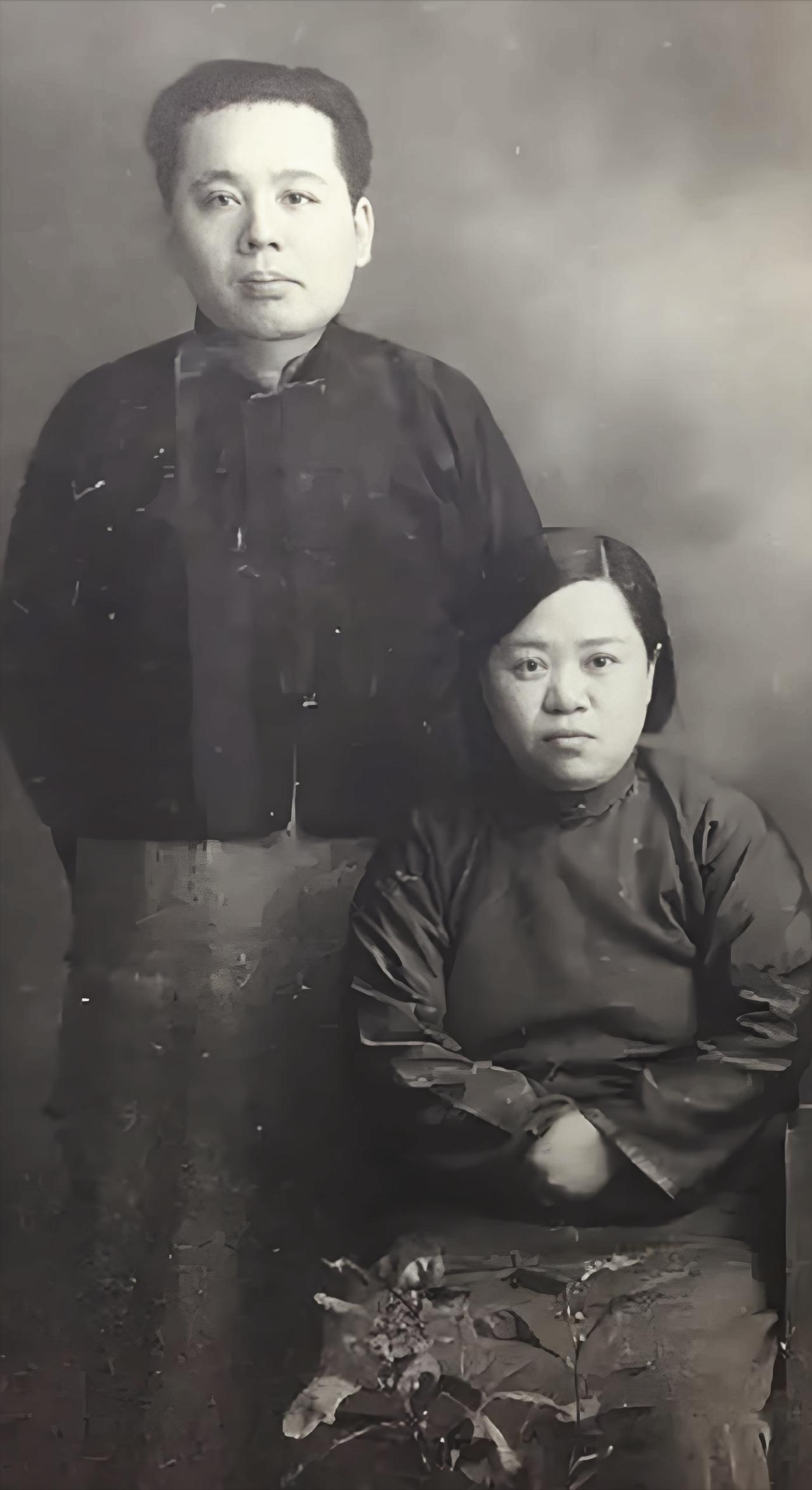 1914年，洞房之夜，张恨水将16岁新娘抱到床上，下一秒却气得不肯圆房。可没过几
