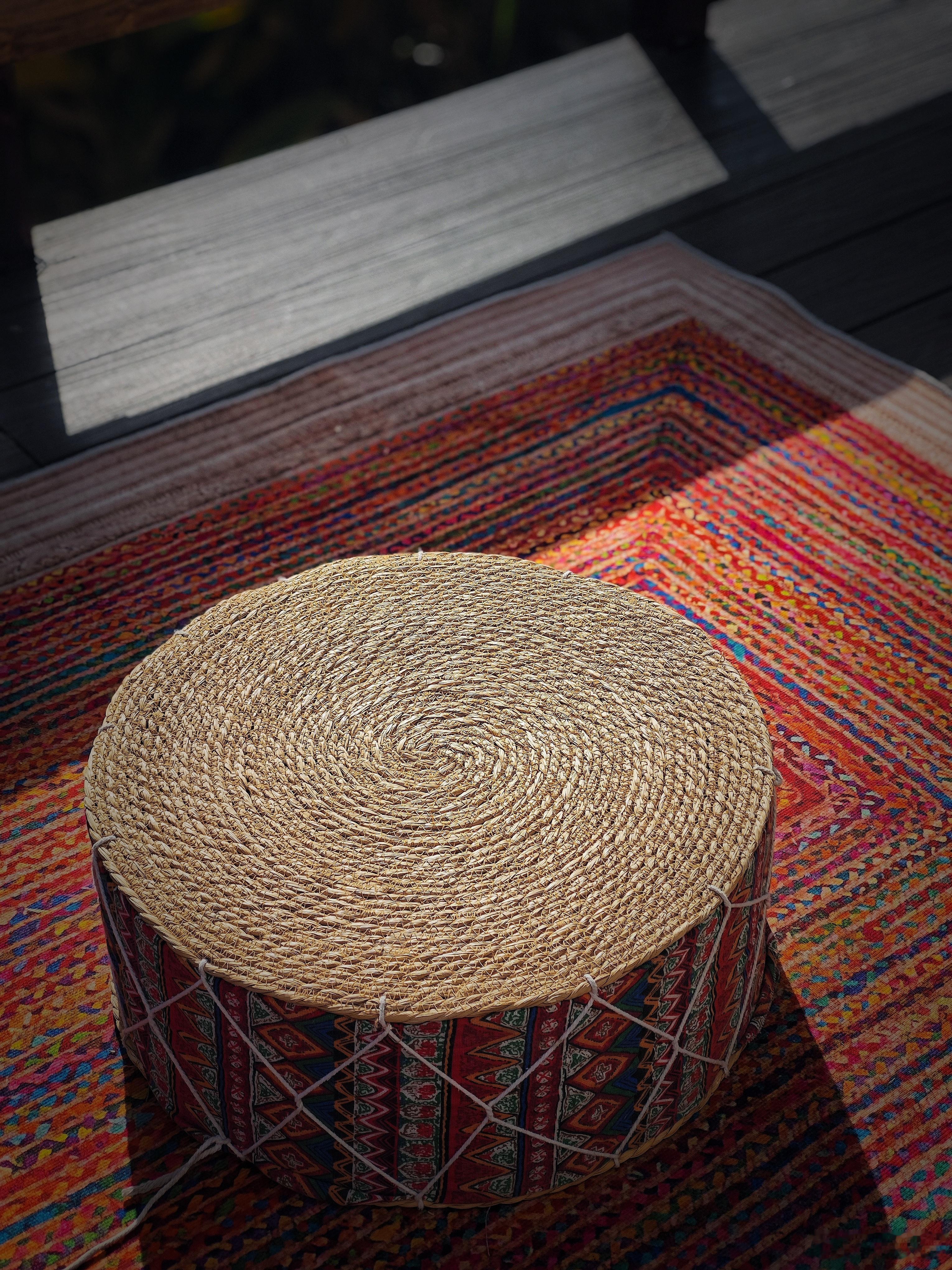 姐妹们，你们有没有觉得，有时候生活就像一片荒原，枯燥乏味，让人喘不过气？其实，真