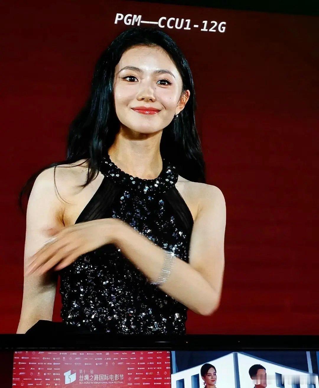 刘浩存的生图真的很普 ​​​