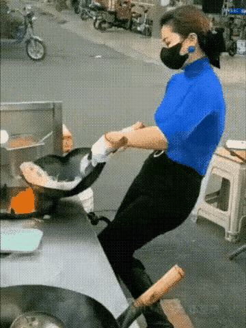 口罩一戴，姿势变帅
