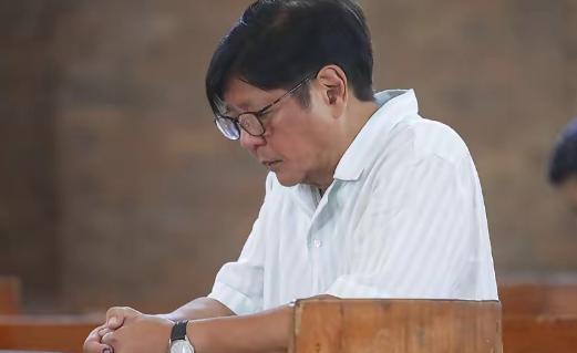 菲律宾闯黄岩岛同一天，请求中国给化肥！中国当场表态


3月18日，在黄岩岛那片