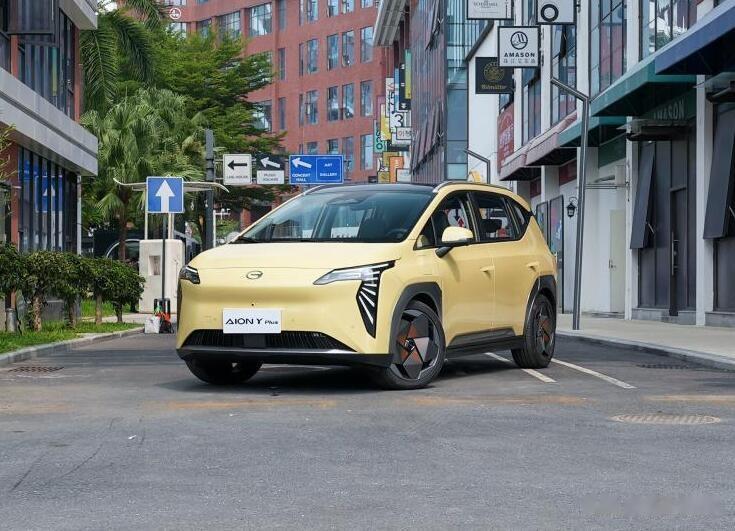 只有4款车型的8月超过了2万辆大关！在8月紧凑型SUV销量排行榜当中，销量破2万