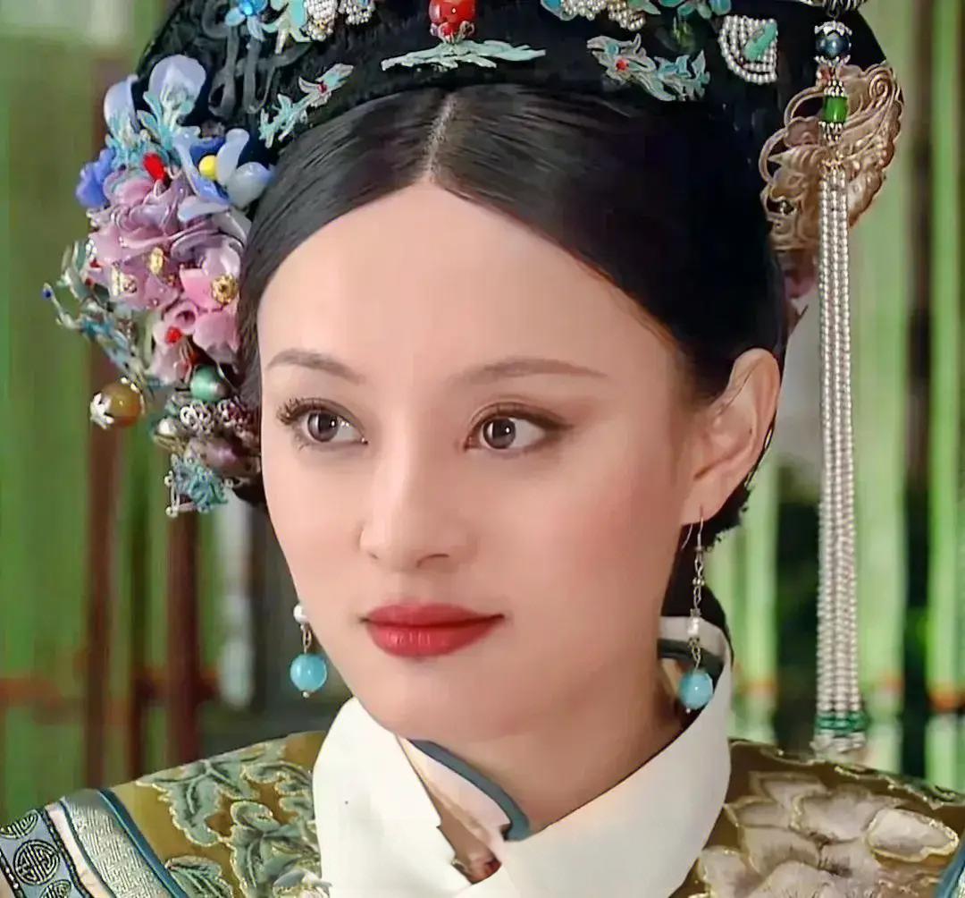 《甄嬛传》：那么多疑的皇帝为什么宁肯相信那张小像是浣碧的？

每次刷《甄嬛传》总