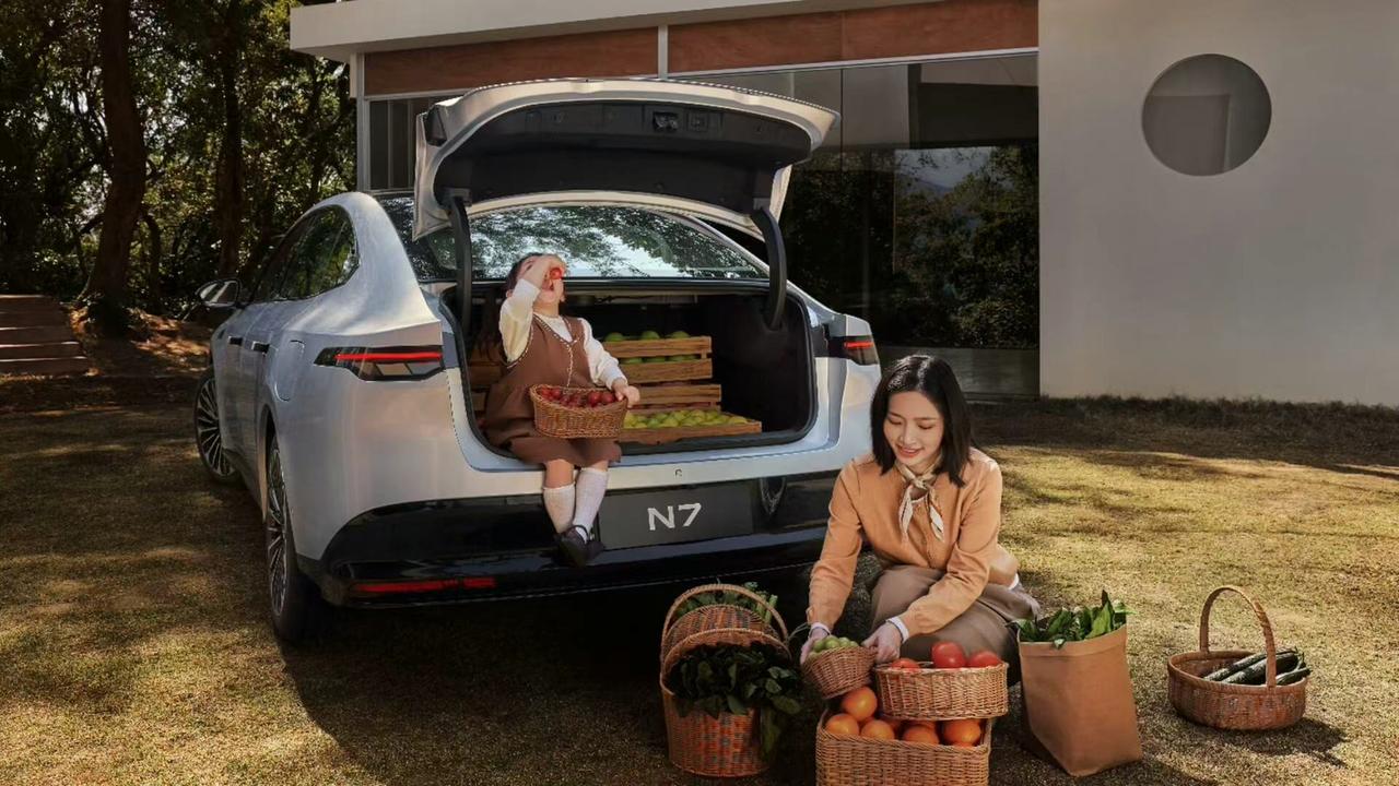 东风日产N7登陆东京车展，预示着中国技术自信的全球宣言。

这一次，东风日产N7