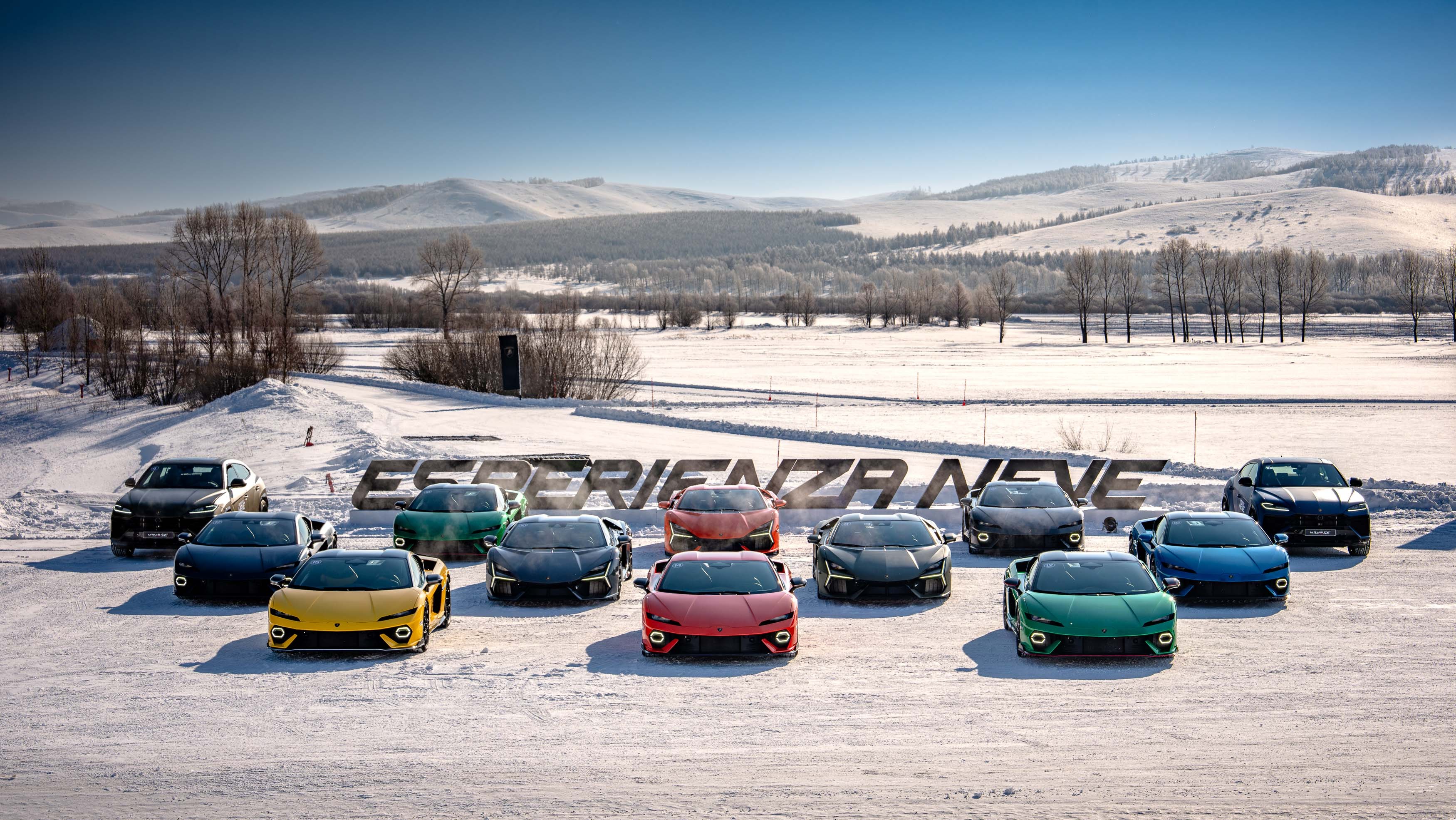 发组帅图，顺便预告下今晚节目上线  兰博基尼冰雪漂移 