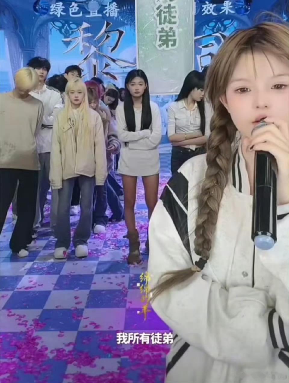 夜巴黎账号被封禁看着都像是未成年呀 