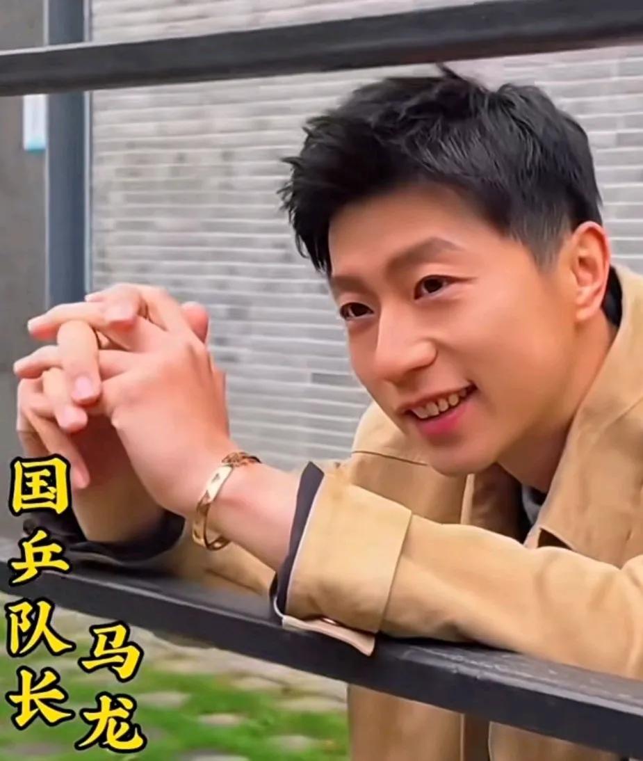 国乒三帅，三选一你会选谁？马龙，樊振东，王楚钦，被称为国乒三帅，他们的颜值与实力