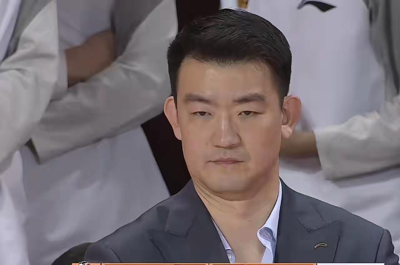 今晚广东宏远VS浙江广厦之战谁胜负？
我是不会拿广厦大比分输深圳来做参考的。
更