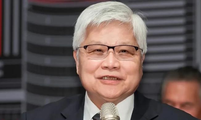 宇树科技递交科创板IPO的第二天，台积电董事长魏哲家出来说了一句话：“你们那些机