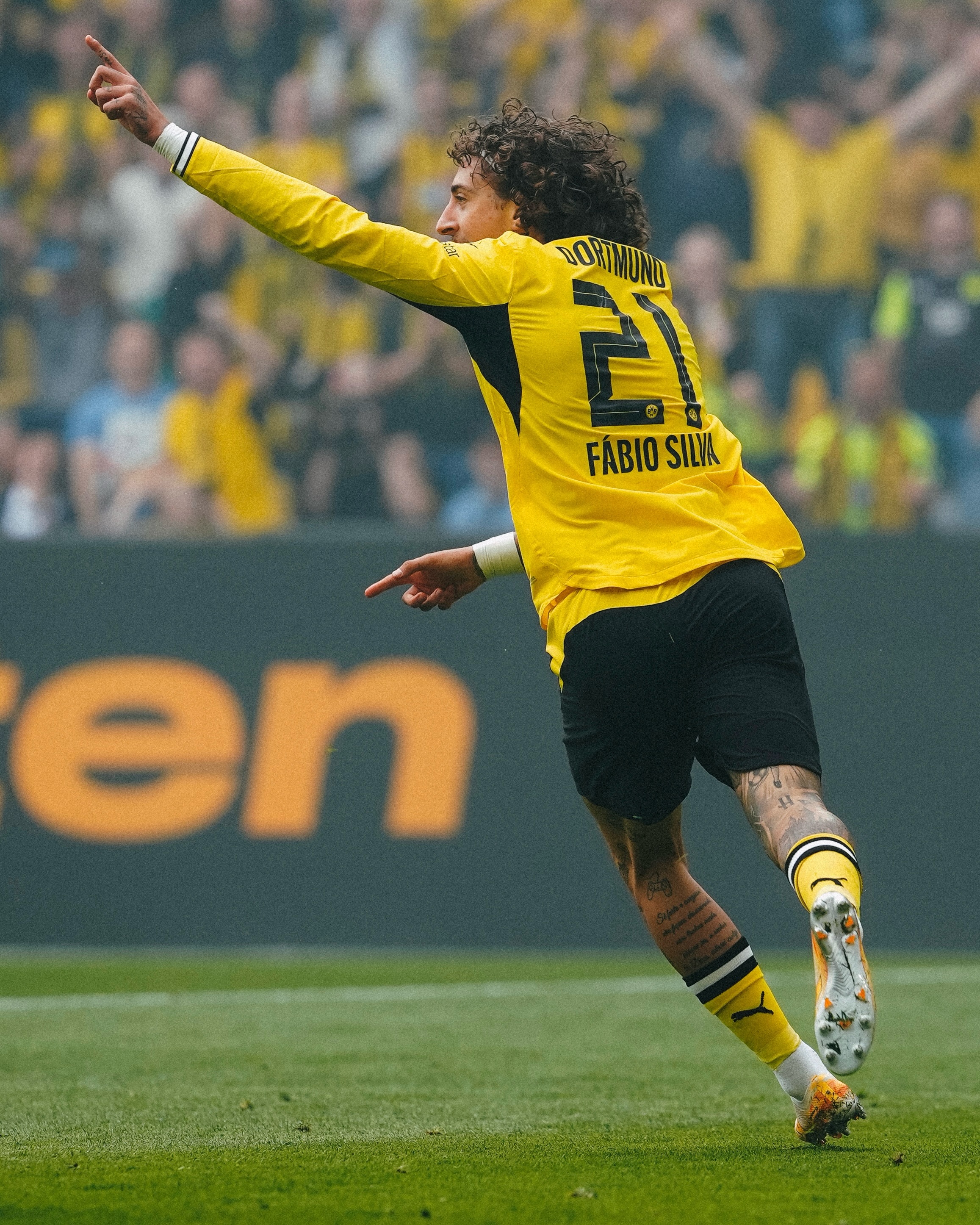 💛🖤5次登场4粒进球1脚助攻🔥小火柴 is on fire！hejabvb