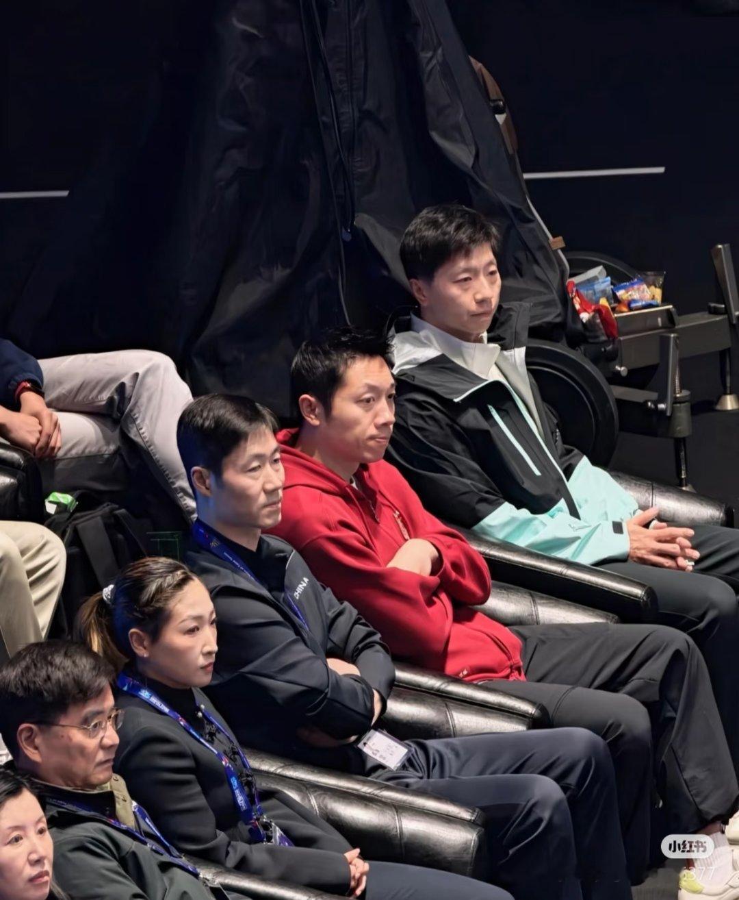 马龙许昕心中有China助力世乒赛从赛场传奇到幕后守护者，马龙与许昕从未停下奔赴