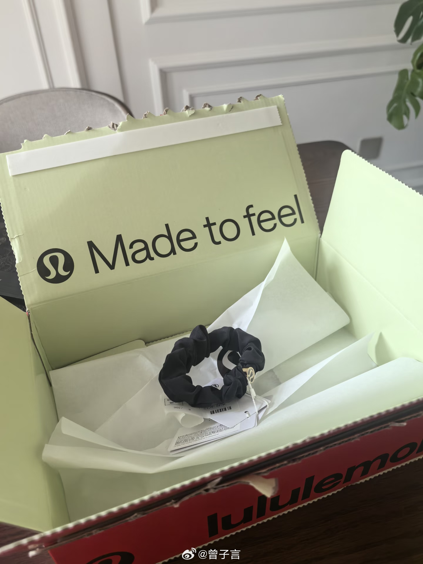 80元Lululemon发圈卖断货 现在发圈都这么贵了？我搜索这个品牌，第一个跳