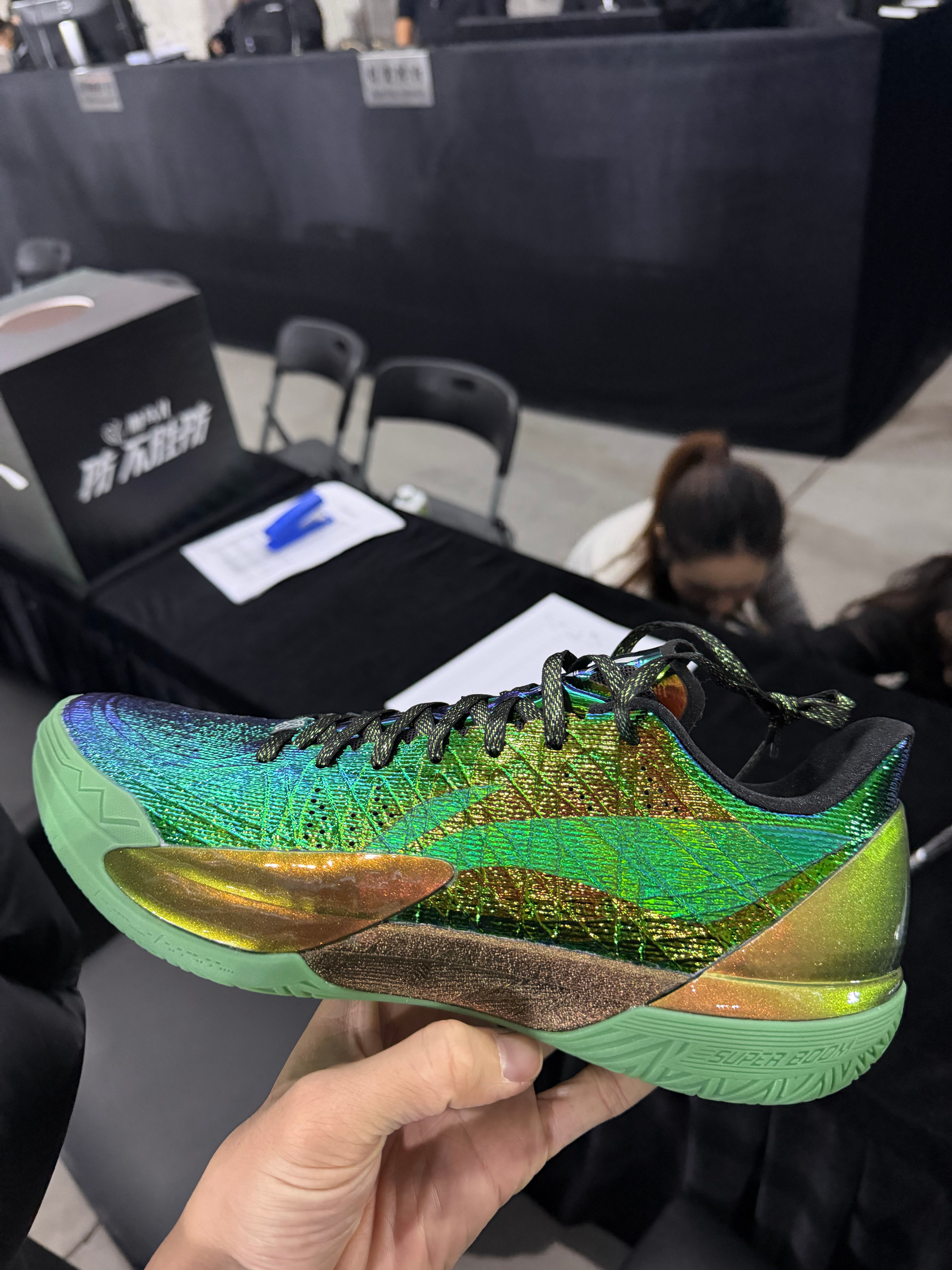 一代神鞋伽马2发布了李宁伽马2 杭州