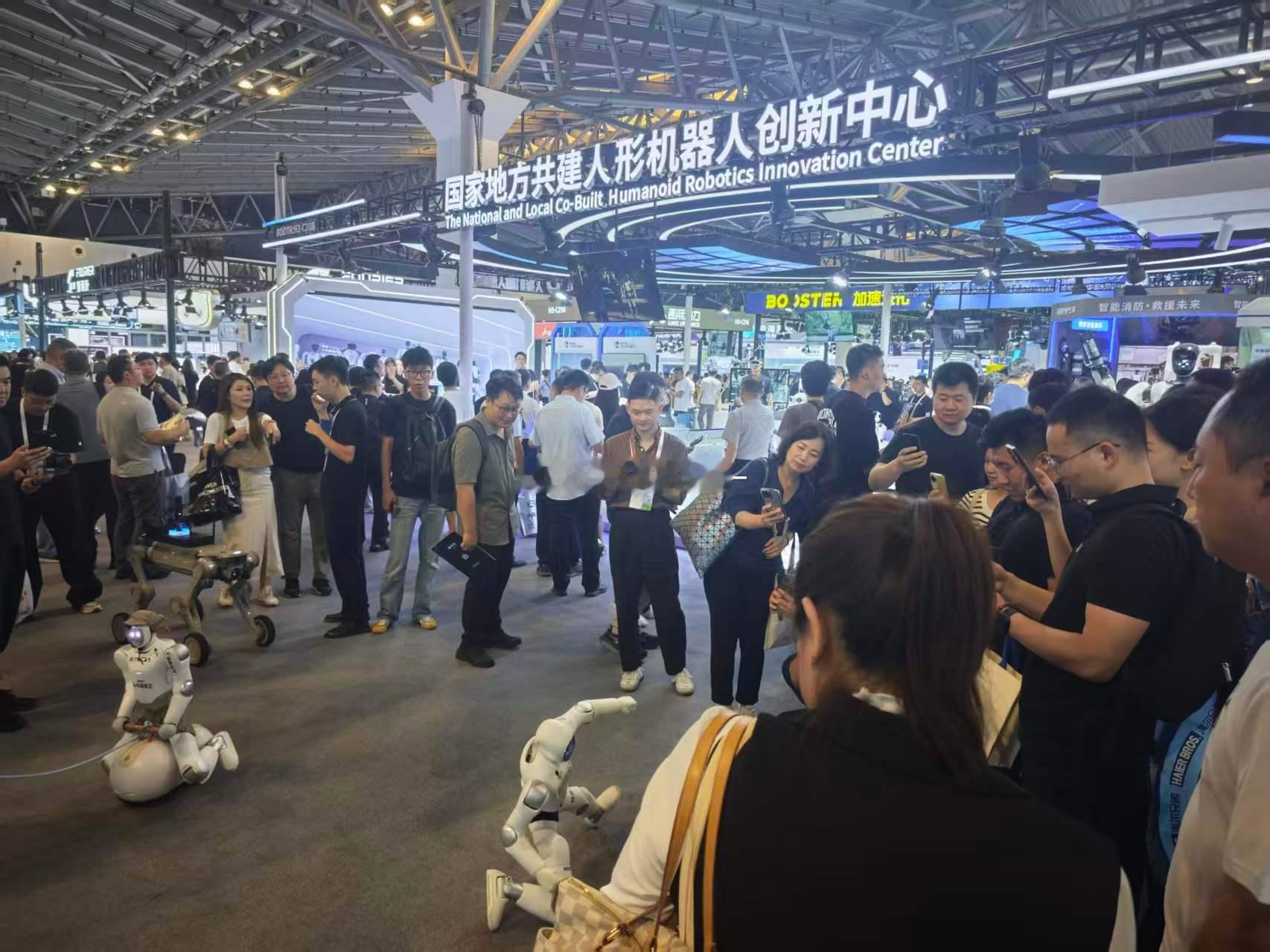 中国机器人现在有多疯狂 硬核技术全面爆发，减速器、伺服电机国产化率持续走高，机器