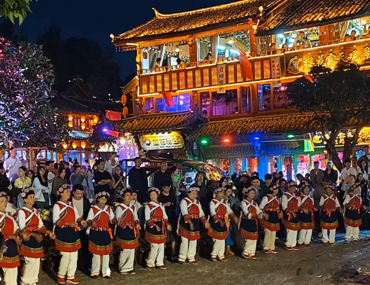 女人这辈子可以靠谁？年幼时，靠父母的扶养，以及靠自己的努力学习。毕业后，得学会独