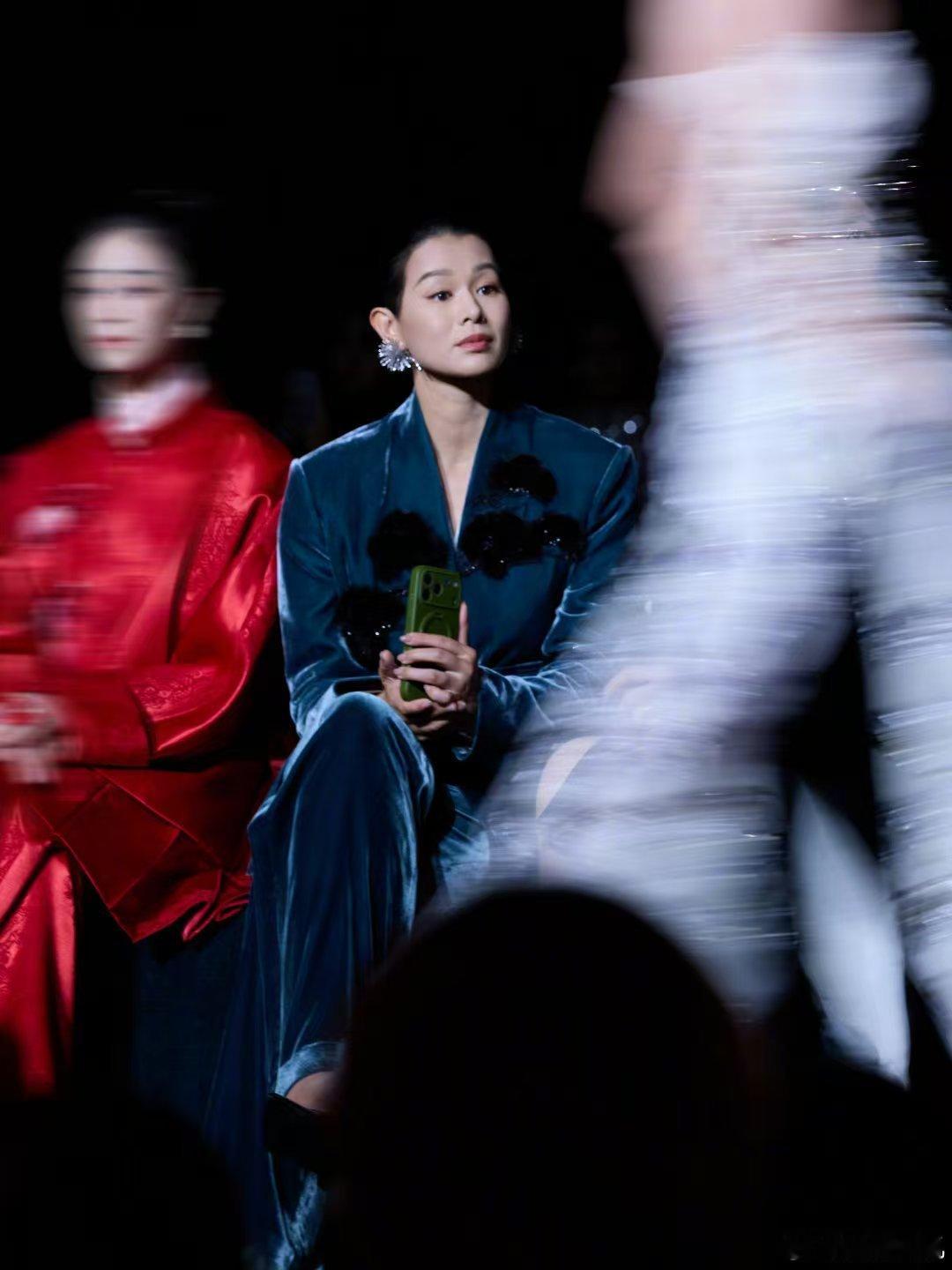 尚公主胡杏儿演技 想问问大家觉得暮凝霜第一次见鱼成安时，心里到底想了什么？是单纯