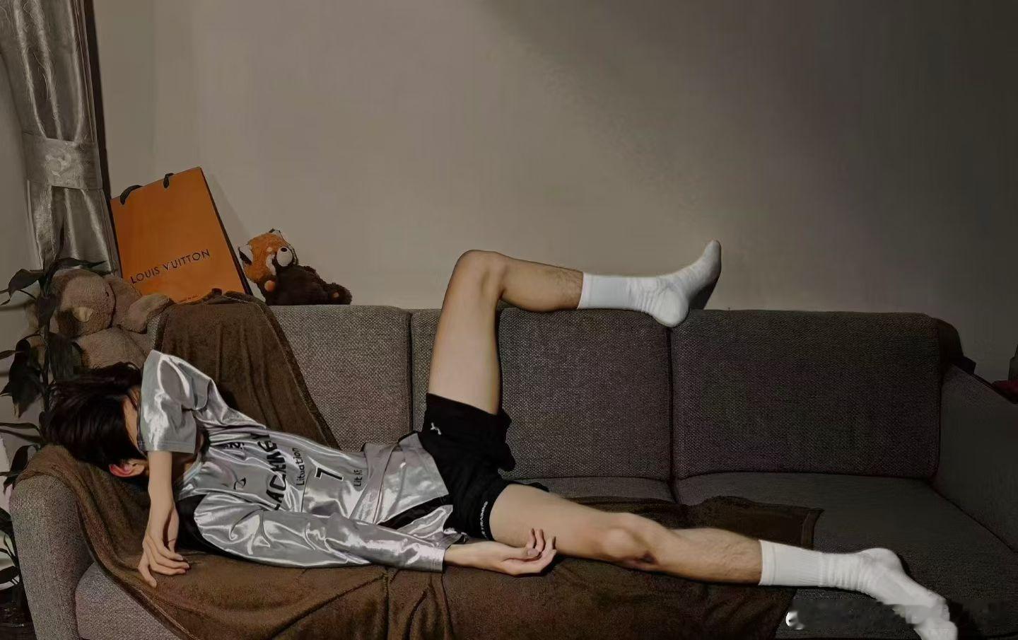 以为很懒其实很健康的行为给懒人找了理由了，原来确实是这样的情况。 