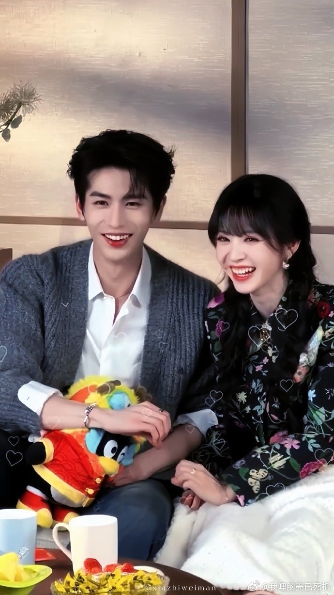 张凌赫田曦薇综艺张凌赫田曦薇视频的退出键在哪 张凌赫田曦薇综艺路透有，张凌赫田曦