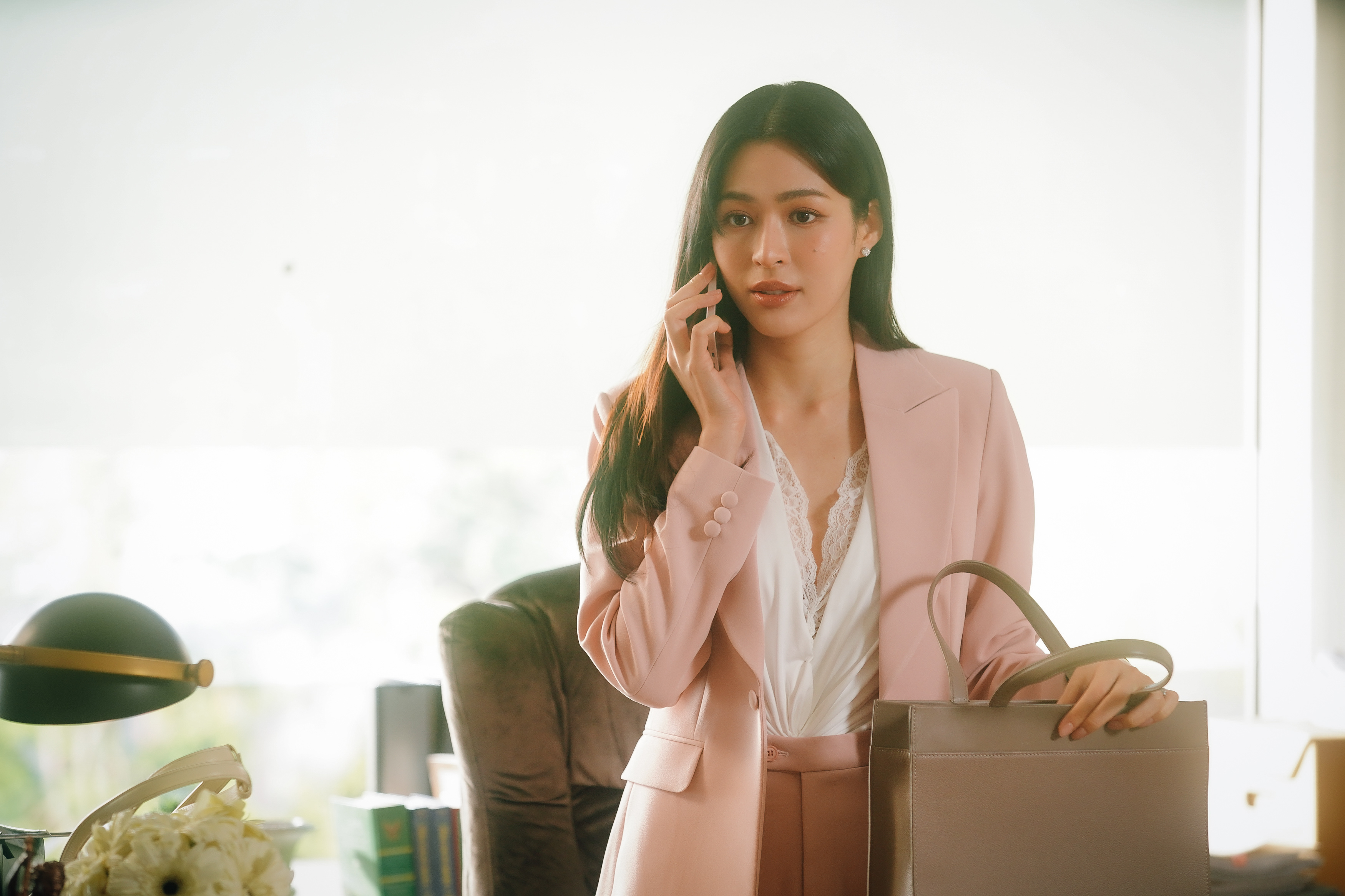 绘梦婚礼ep3 Runch剧照｜穿粉色西装最好看的人😘邝玲玲runch绘梦婚礼