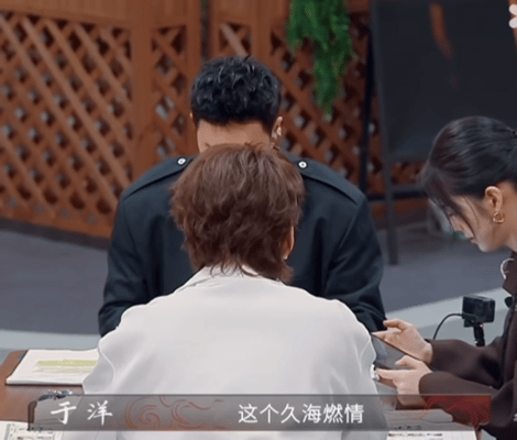 谁还没有被抽象菜名做过局 该说不说，百厨大战最新一期经营战，大家点单这段真的太真