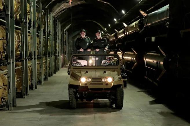 卫星影像显示：伊朗正利用停火空档清理地下导弹基地

综合英国《电讯报》卫星影像显