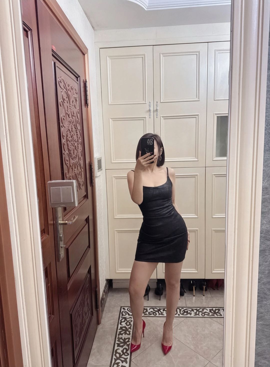 女神节快乐呀！👩‍🦰💄👠
