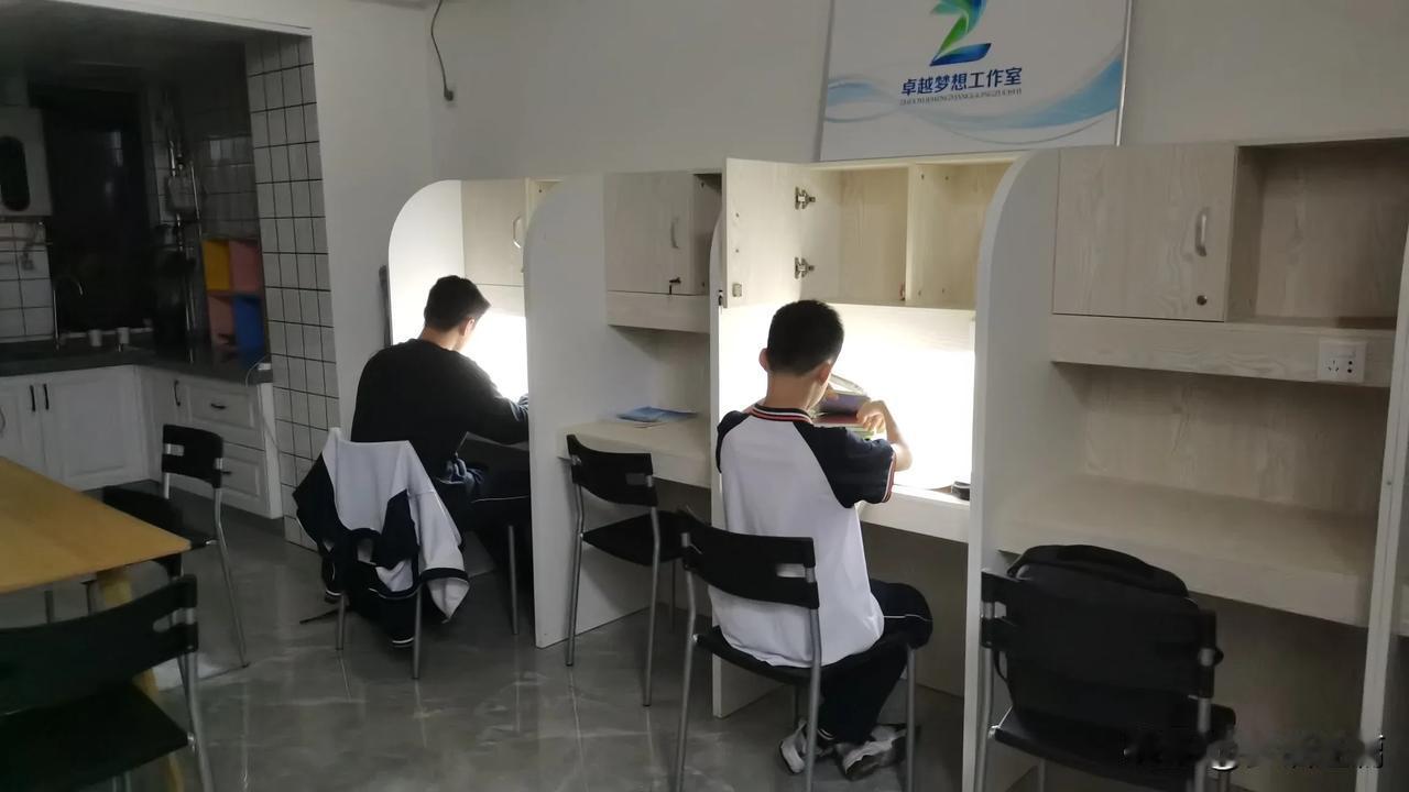 人生就是一场修行，芸芸众生中，每个人都是负重前行。前行路上布满荆棘山峦、激流险滩