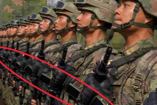 [微风]你以为九三阅兵最让西方破防的，是东风导弹吗？错了。真正让他们从骨子里感到