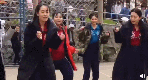 贾玲张小斐，有一种友情叫势均力敌！

娱乐圈里能有这样的友情，真是令人羡慕！
