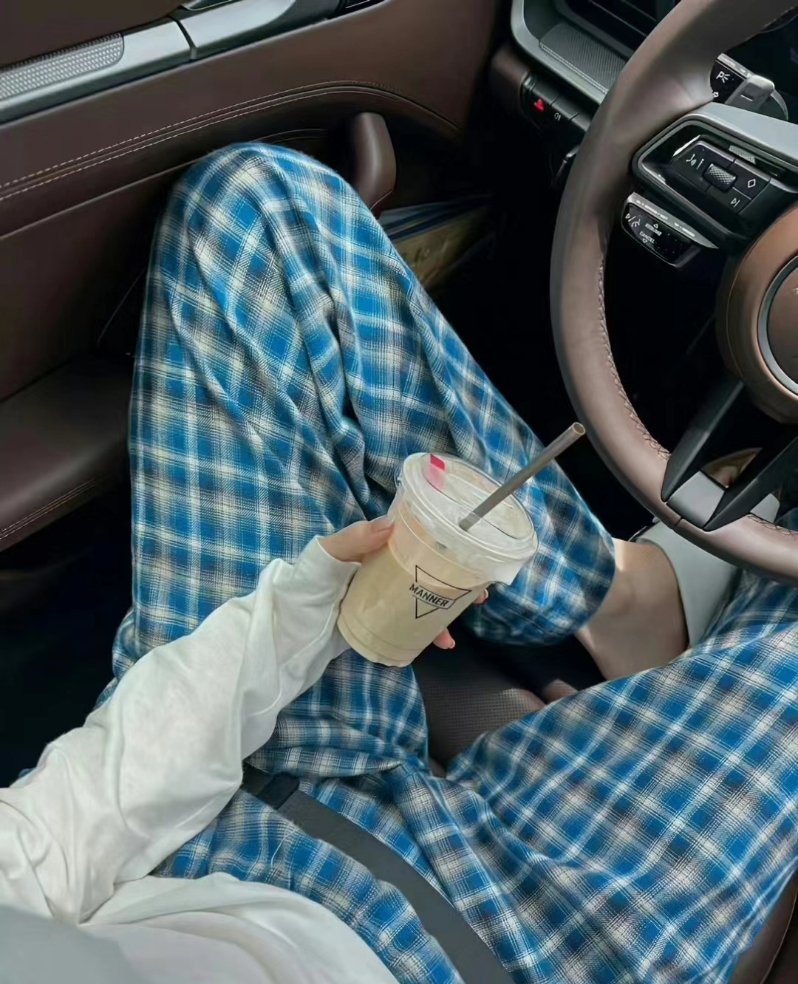 睡眠的质量就好像在拼多多上拼的 睡了又好像没睡 多希望一觉醒来 有件让我开心的事