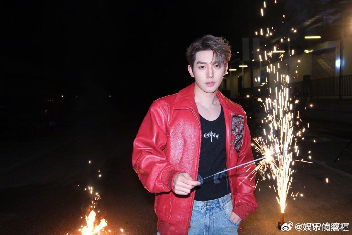 邓为哥哥新年快乐🎉，2026年一起加油哇！～｜邓为