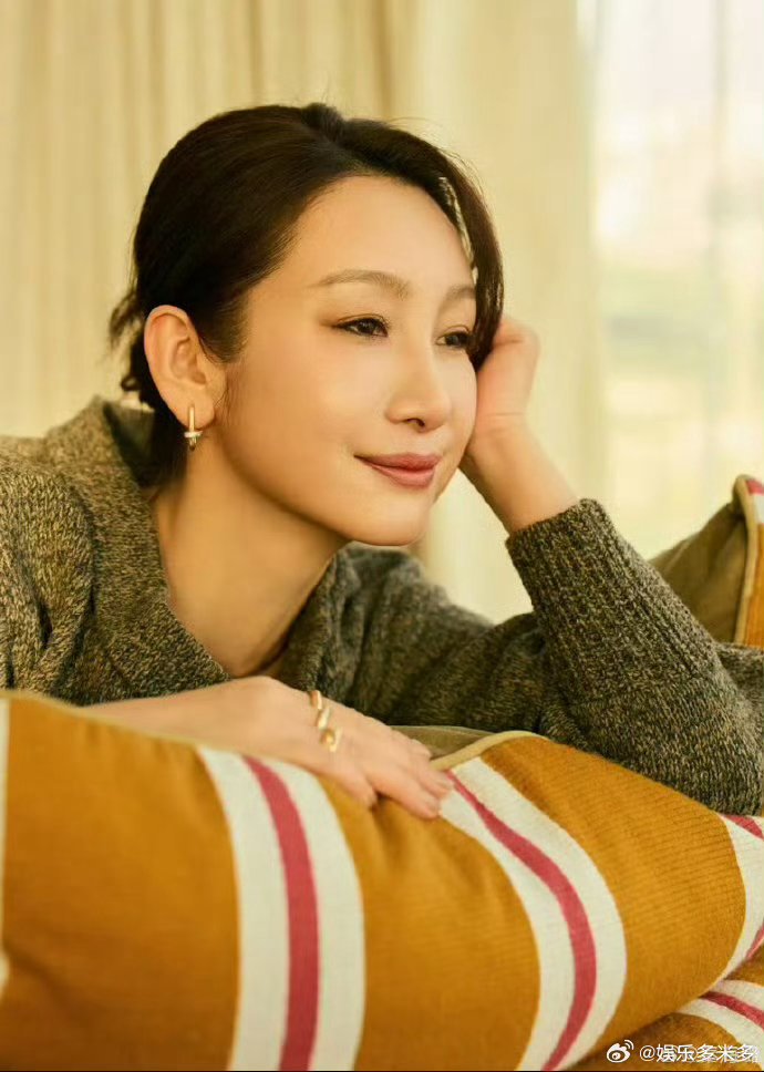 秦海璐一场戏台词就一句 秦海璐一行字剧本飙戏太绝！自我发挥造就高光，观众解读多样