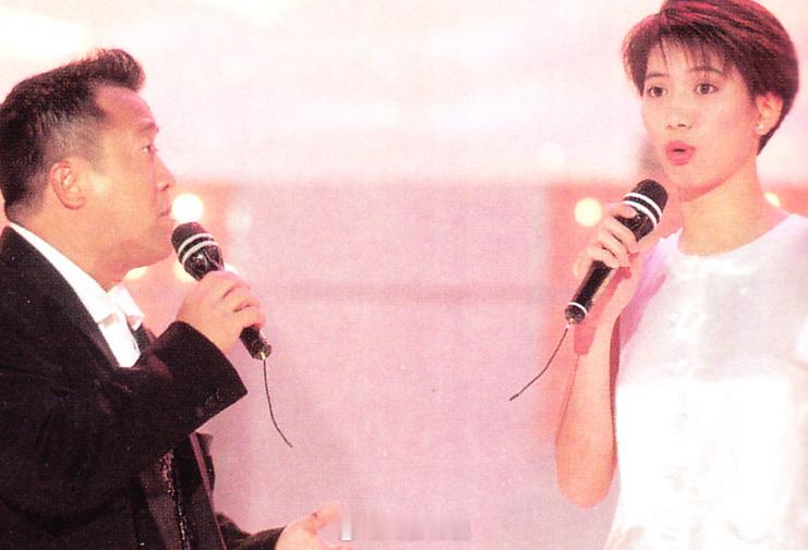 電影傳說扫描 1994年，TVB《星光熠熠耀保良》里的部分星光。 ​​​