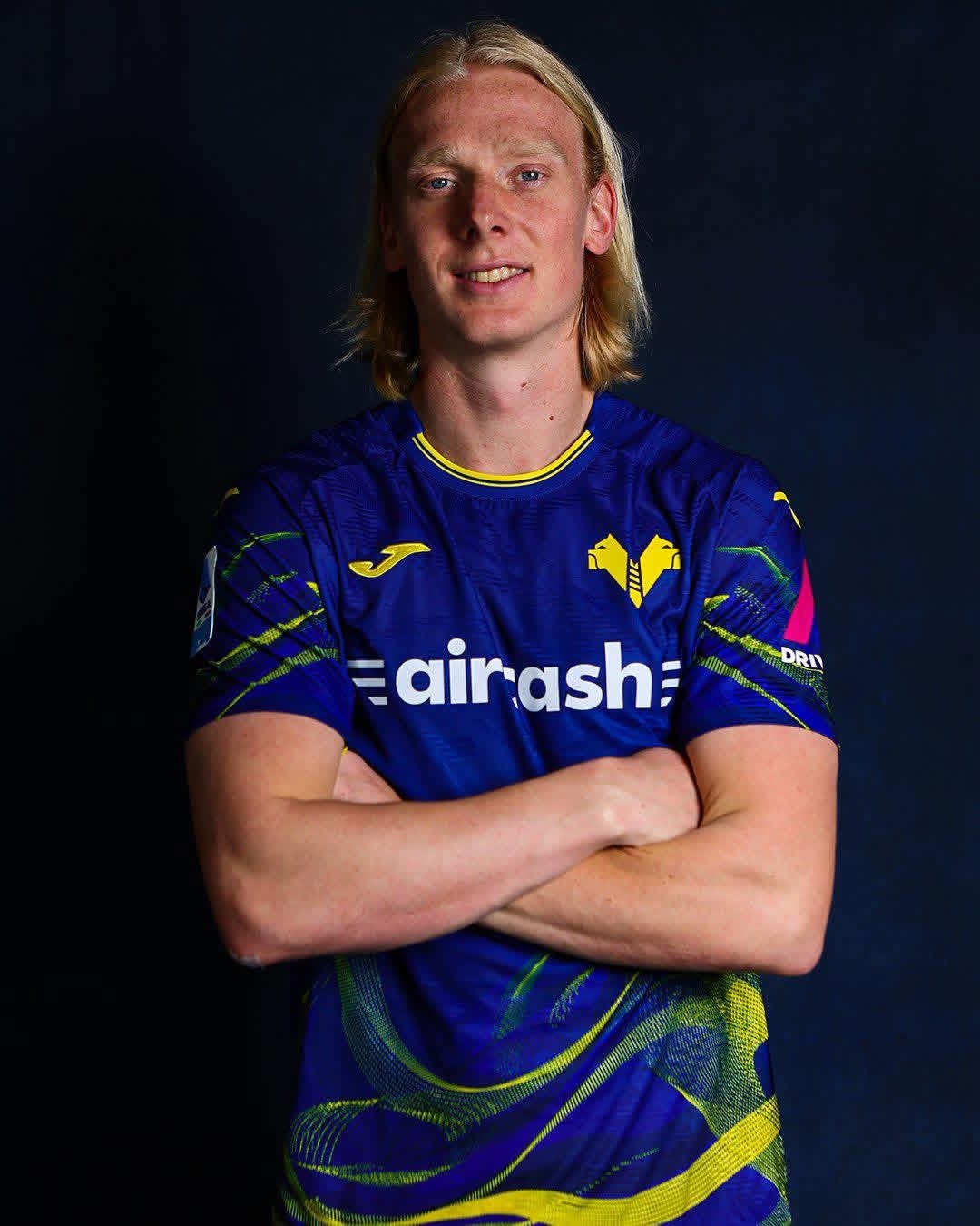 將會成為意甲歷來第一位法羅群島球員 🇫🇴維羅納官方宣布，從波蘭球隊華沙普洛克