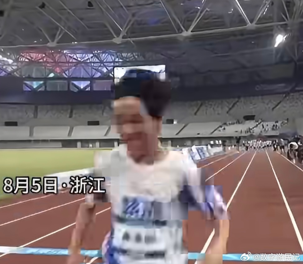 30名中国小学生打破3000米世界纪录这就是少年最好的模样啊，每个人都充满了对跑
