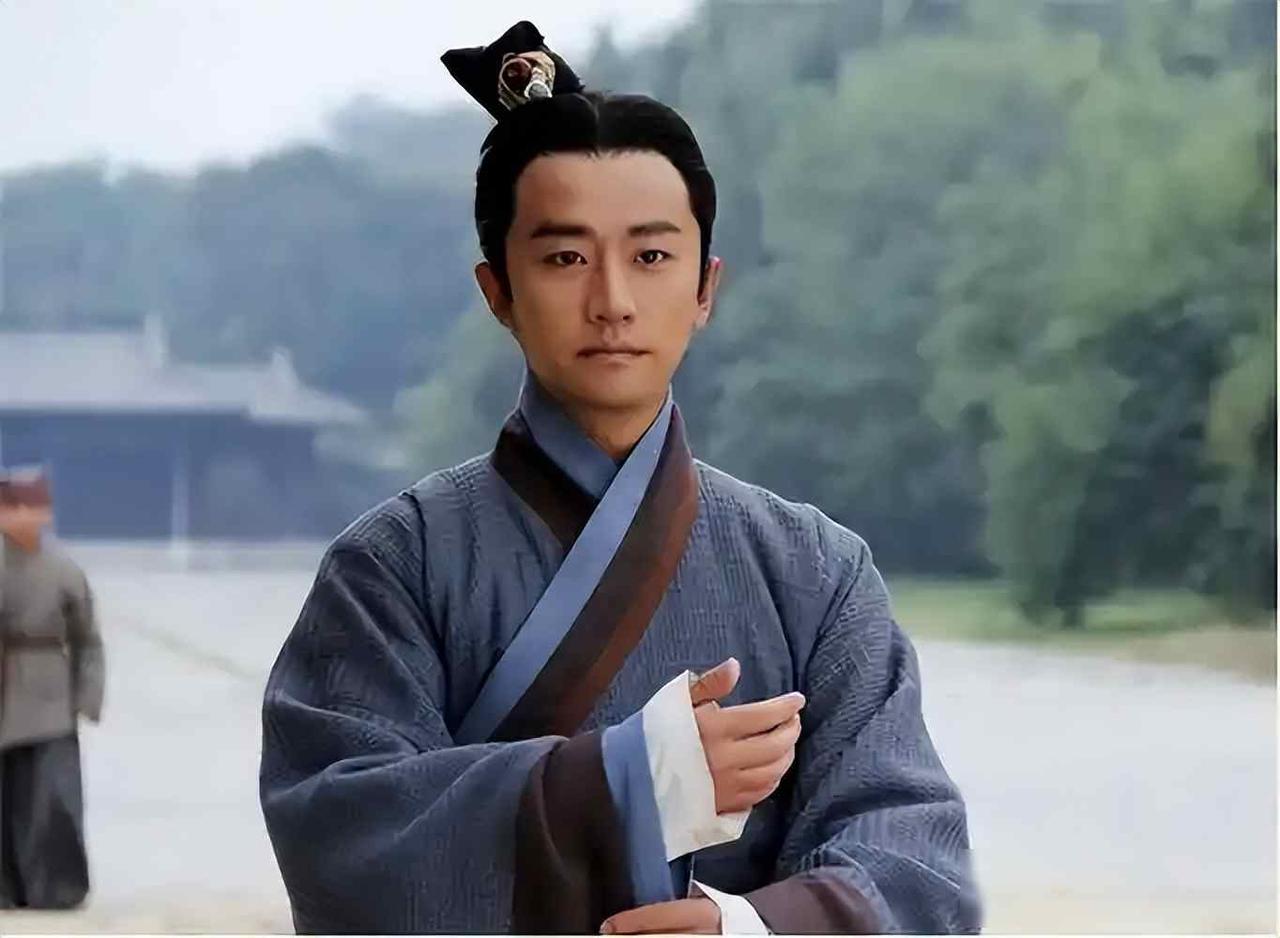 刘备两个女儿被曹操生擒后，下场如何？刘备一生羞于提起
寿春城的晨雾还没散，棘门下