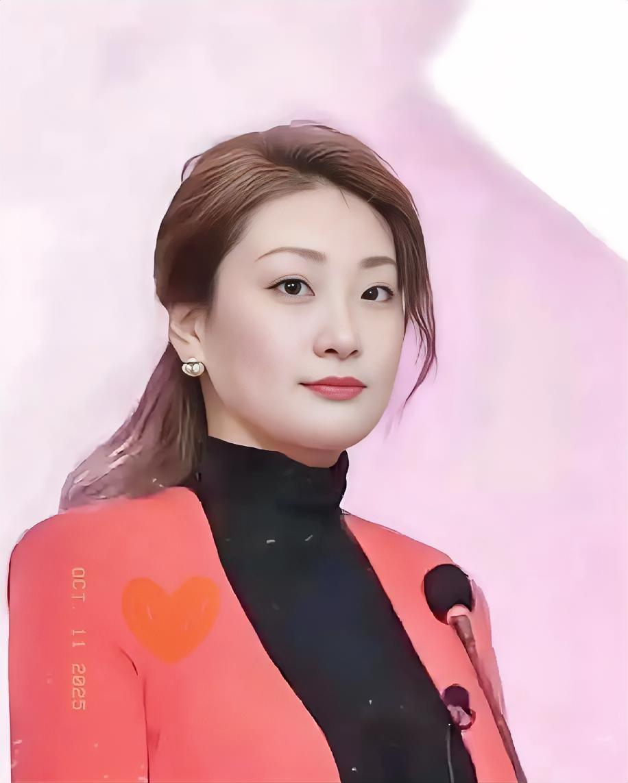 杜建英现在肯定做梦都要笑醒了。
不是因为宗馥莉已经不是娃哈哈集团董事长。
也不是