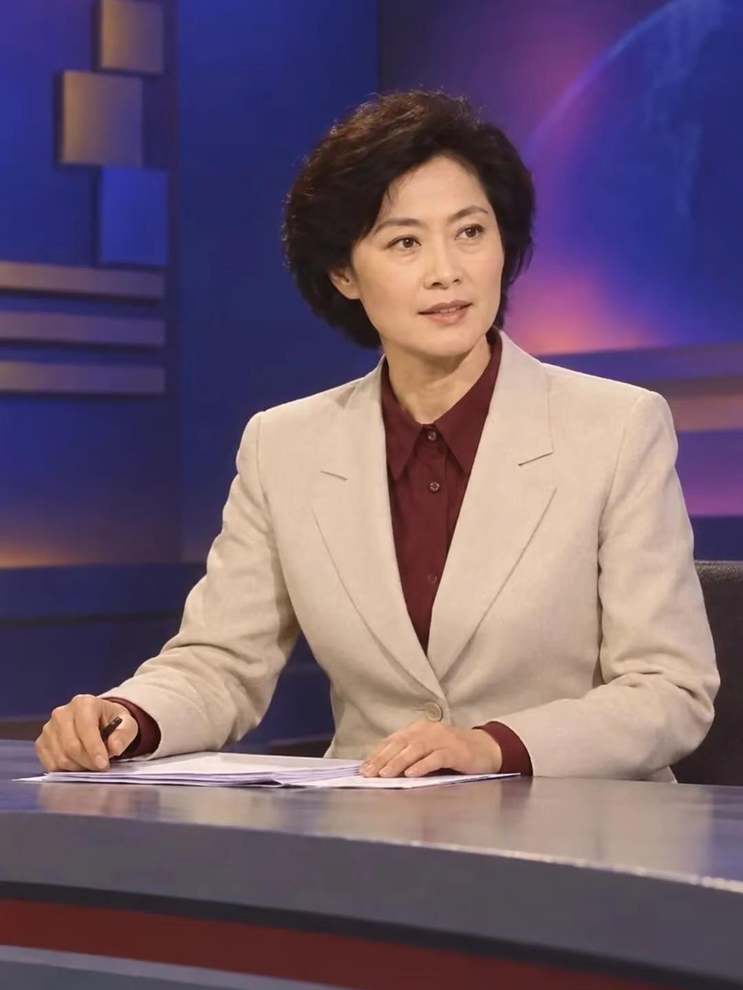 敬一丹老师，三战研究生才考上

敬一丹是1980年本科毕业，一毕业她就想考研究生